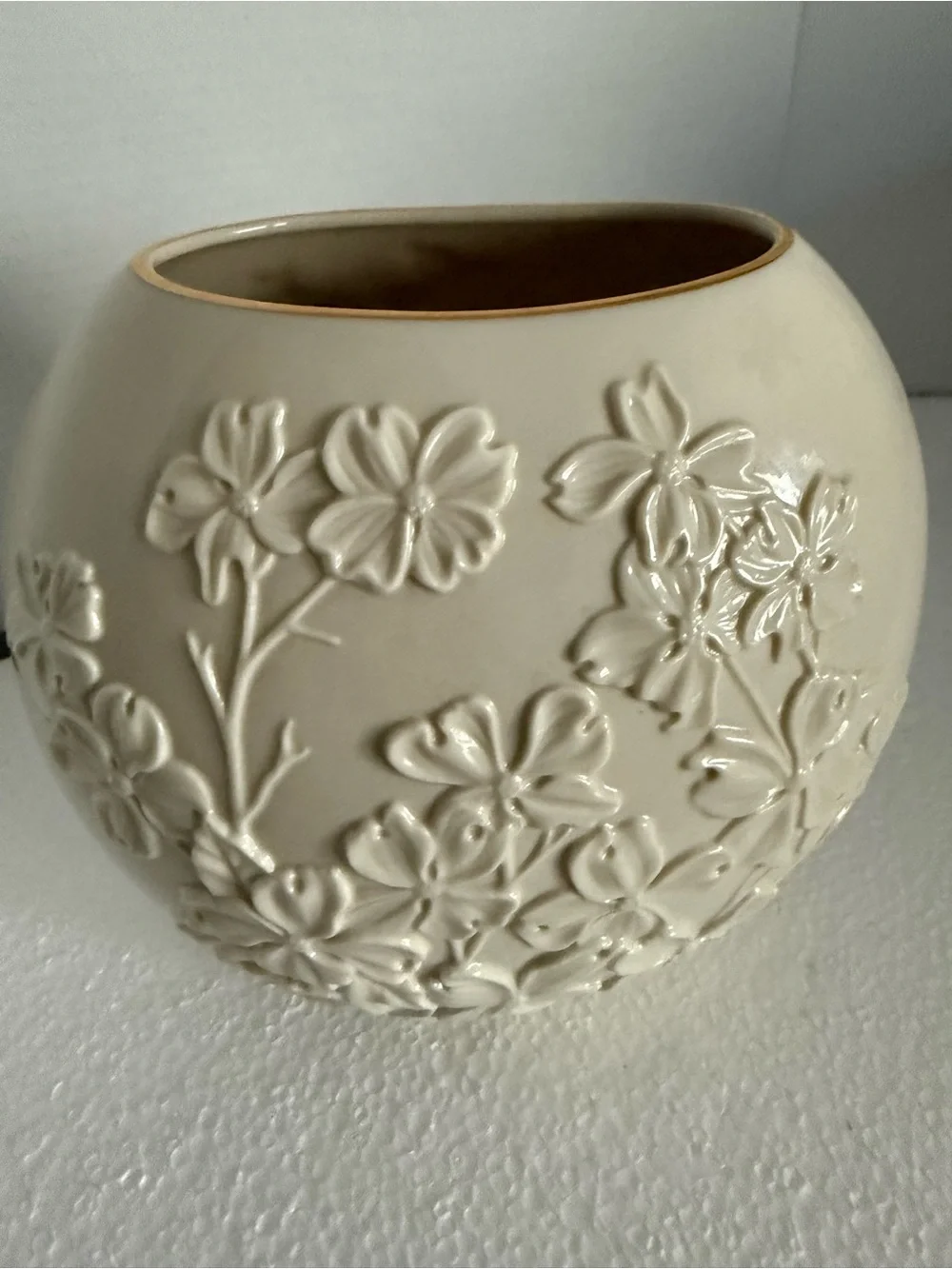 Lenox Vase Four Season Collection Spring Dove and Dogwood Tree Porcelain
